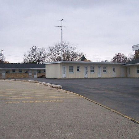 Grand View Motel Beaver Dam Экстерьер фото