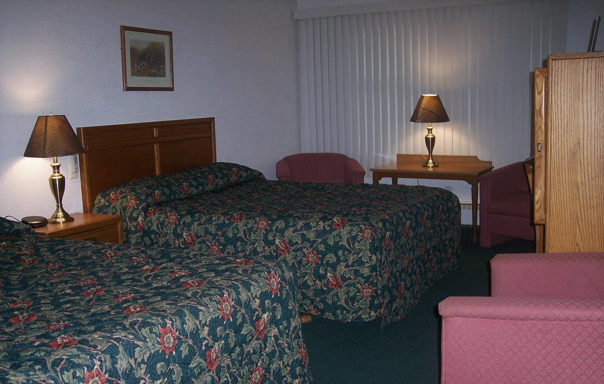 Grand View Motel Beaver Dam Экстерьер фото